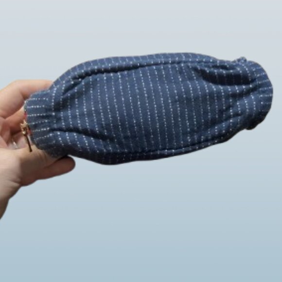 Levi's Strauss & Co Mini Pouch With White Stitch Detail - Picture 4 of 8